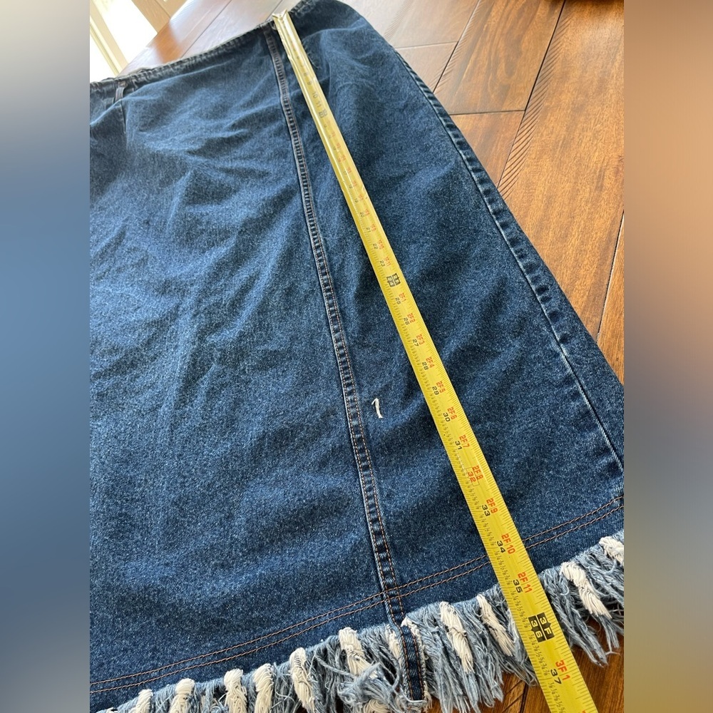 Denim Blue Frayed Hem Skirt - Picture 13 of 16